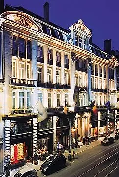 Sofitel Astoria location